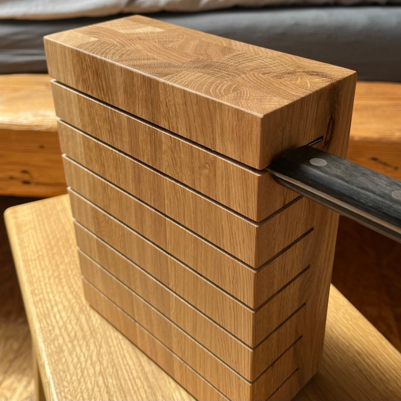 Oak Knife Block | Solid Wood Knife Holder
